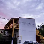 ゲストハウス Casa Faleza